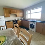9 Tullan Strand, Σπίτι διακοπών