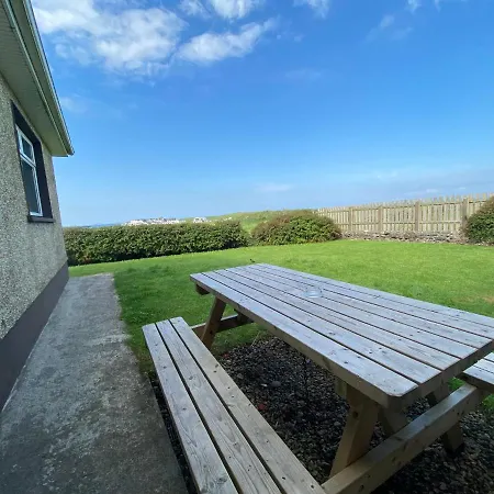 9 Tullan Strand,
