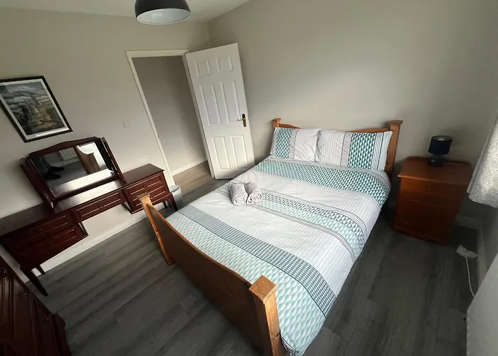 9 Tullan Strand, * Bundoran